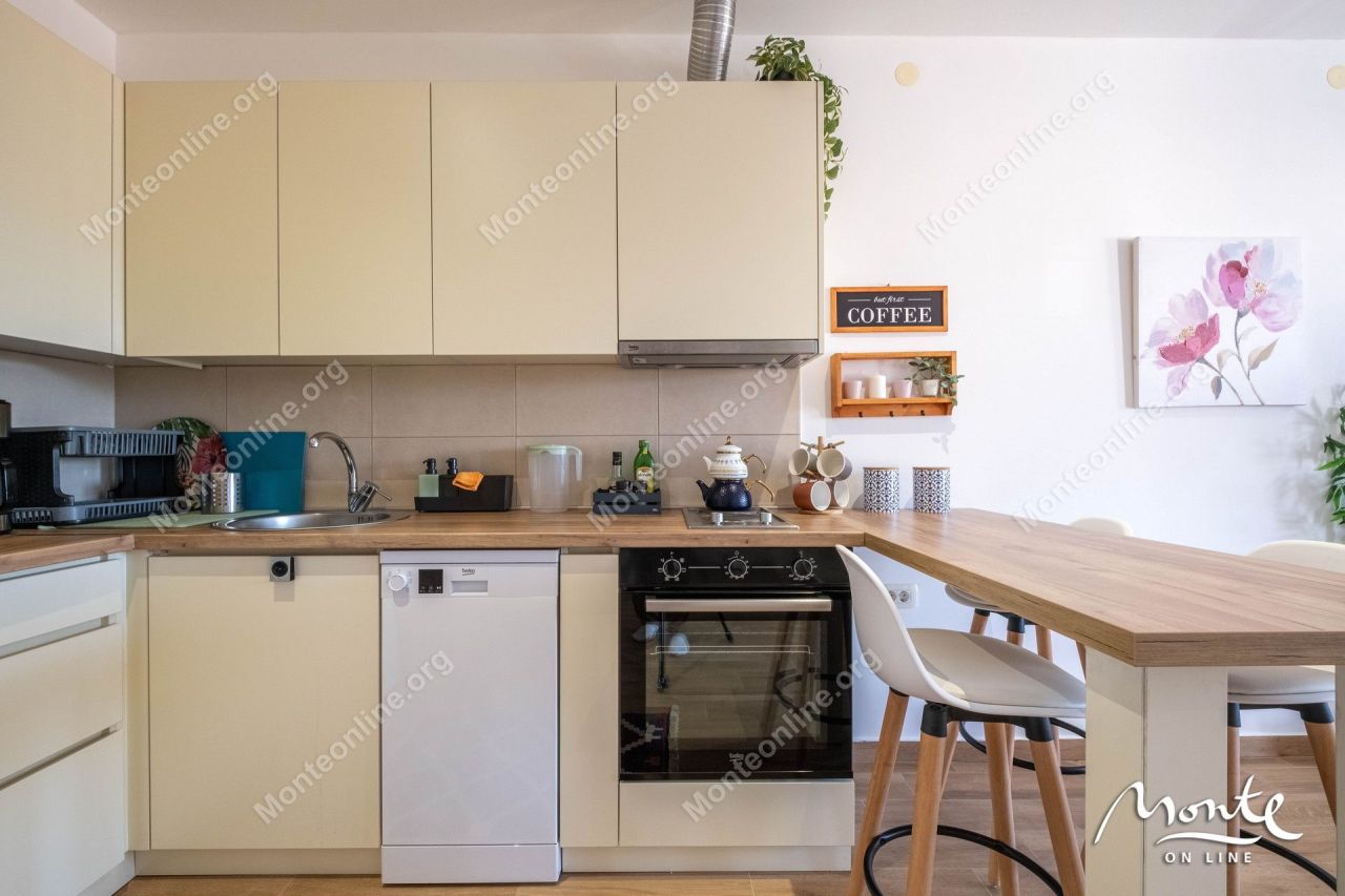 Appartement à Tivat, Monténégro, 54 m² - image 11