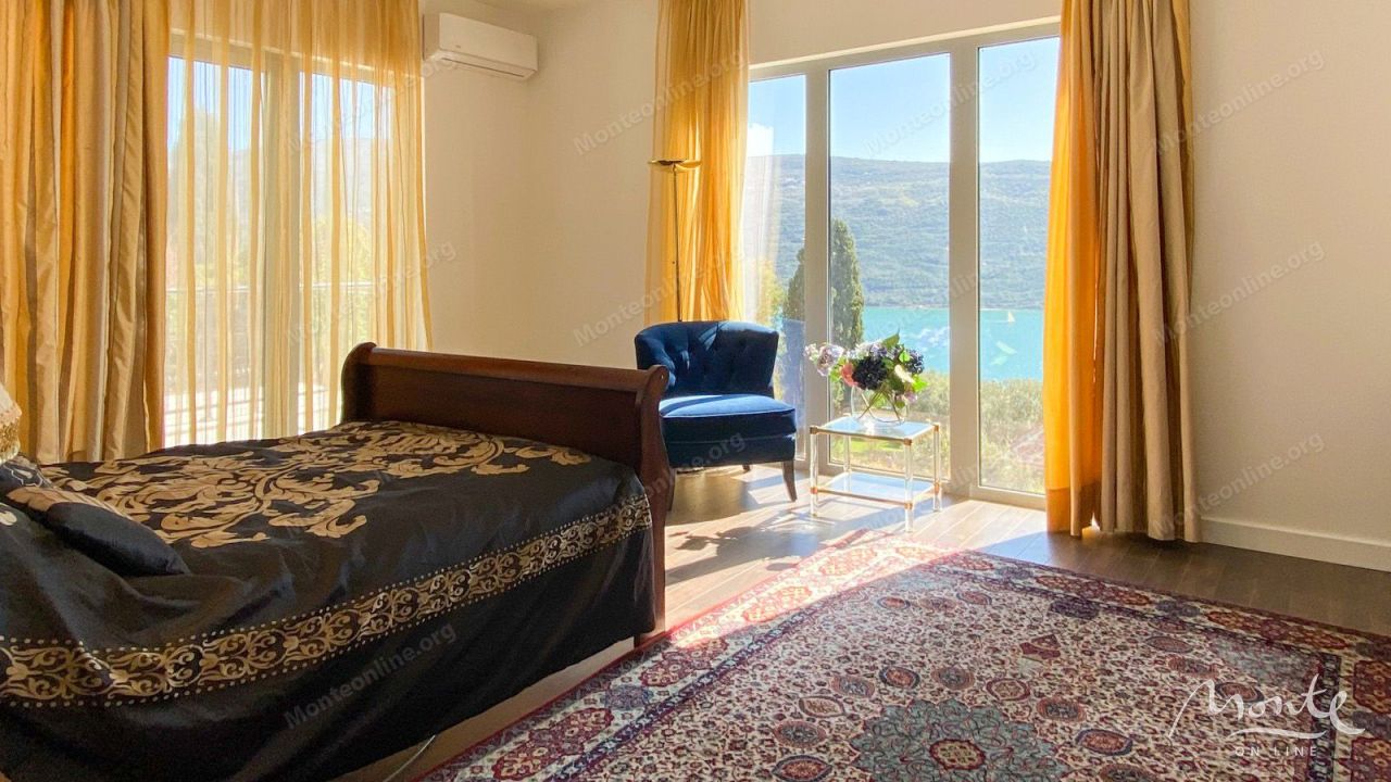 Villa in Kumbor, Montenegro, 338 m² - Foto 14