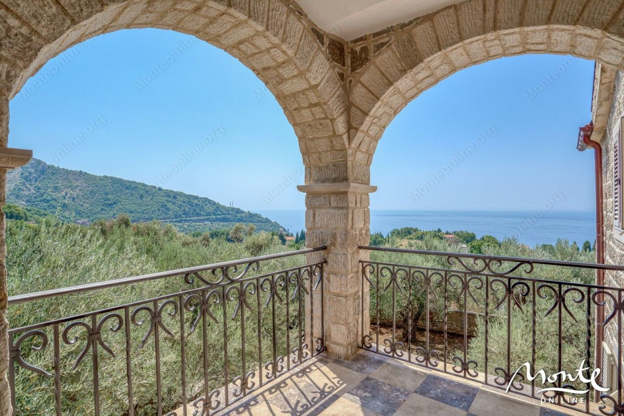 Villa à Rézévici, Monténégro, 480 m² - image 15