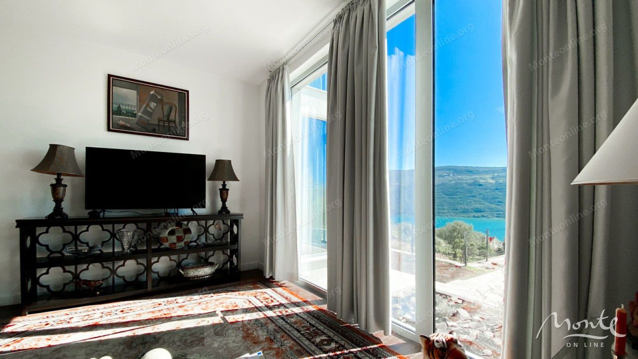 Villa in Kumbor, Montenegro, 338 m² - Foto 16