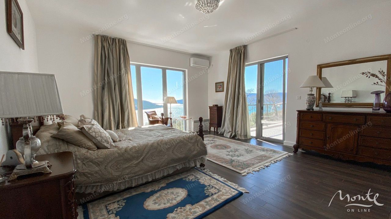 Villa in Kumbor, Montenegro, 338 m² - Foto 17