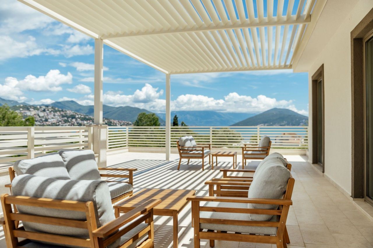 Apartamento en Herceg-Novi, Montenegro, 69.99 m² - imagen 17