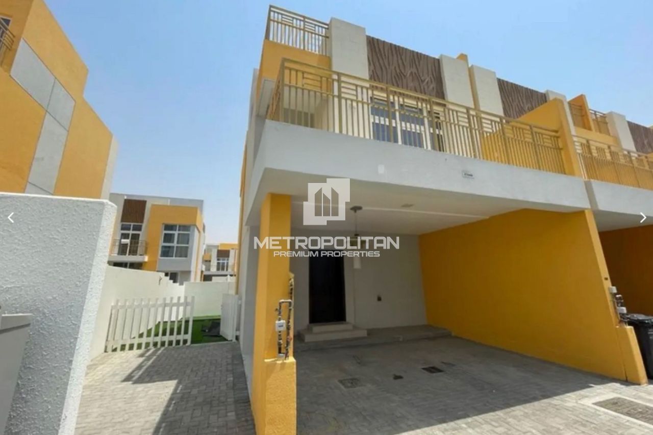 Maison urbaine à Dubaï, EAU, 195 m² - image 1