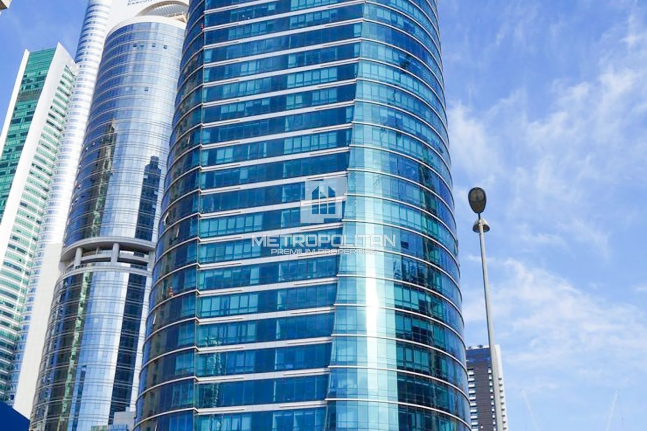 Office in Dubai, UAE, 97 m² - picture 3