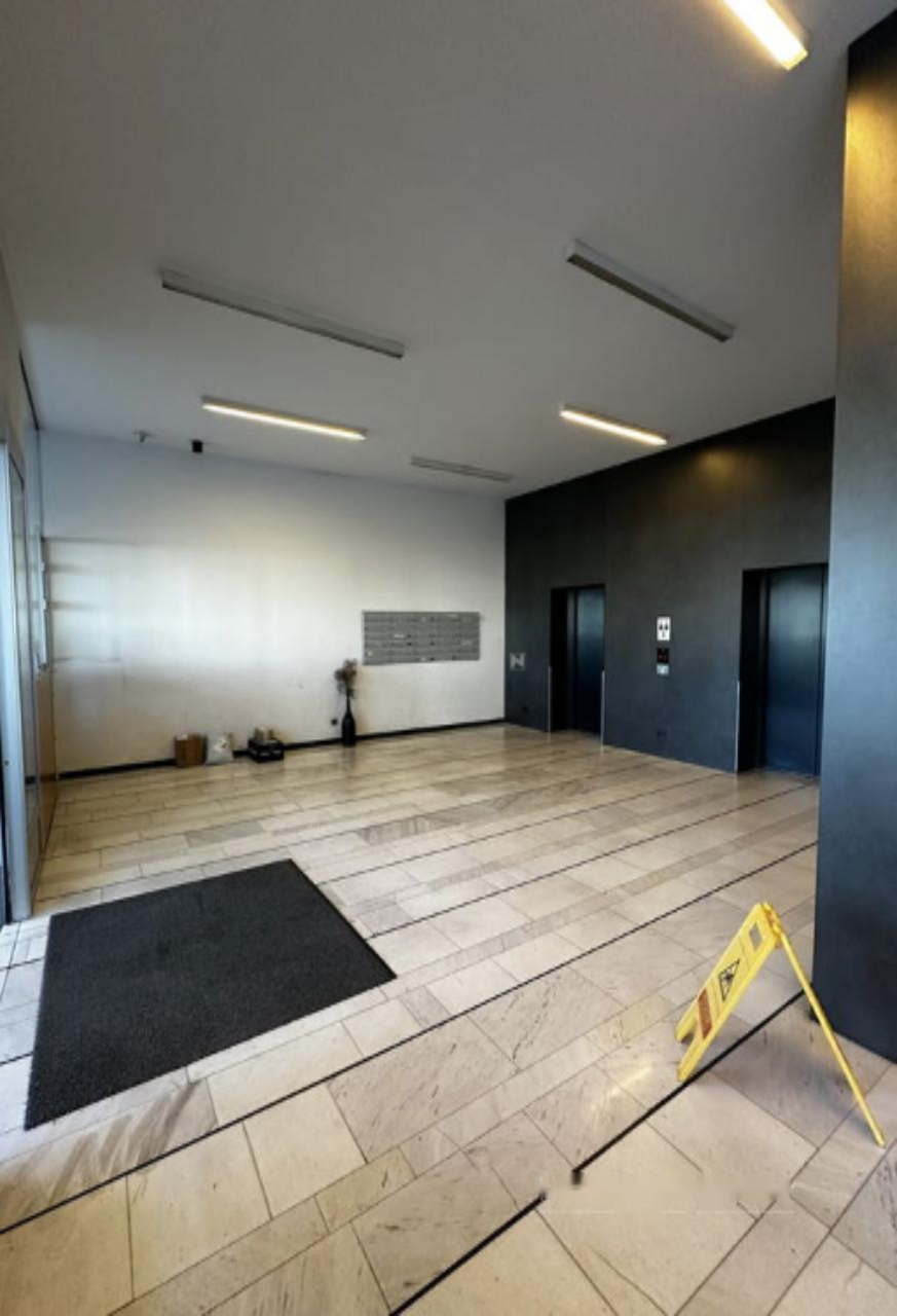 Büro in Ljubljana, Slowenien, 1 375 m² - Foto 1