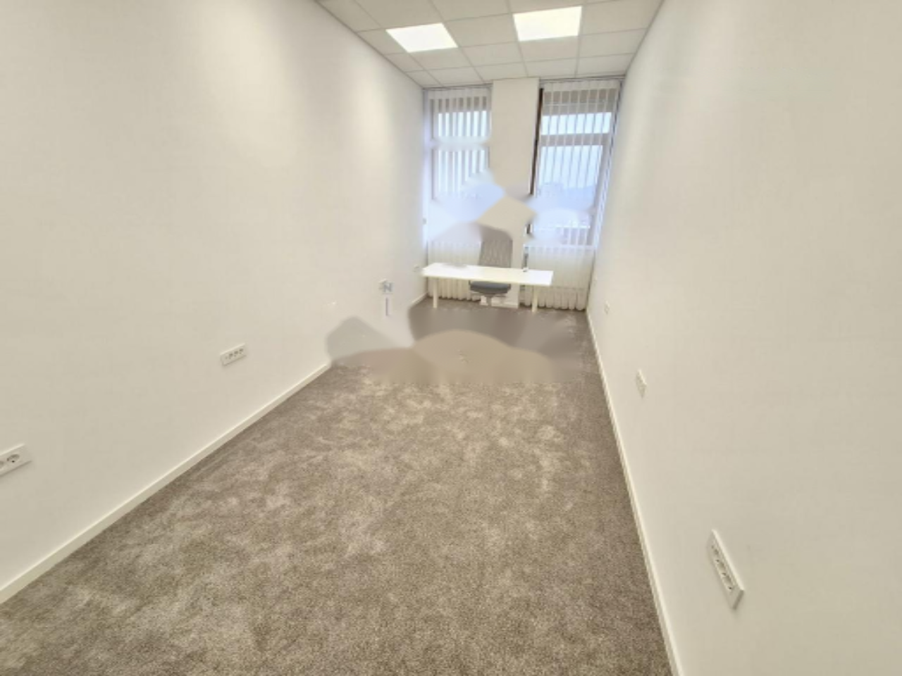 Bureau à Ljubljana, Slovénie, 21 m² - image 1
