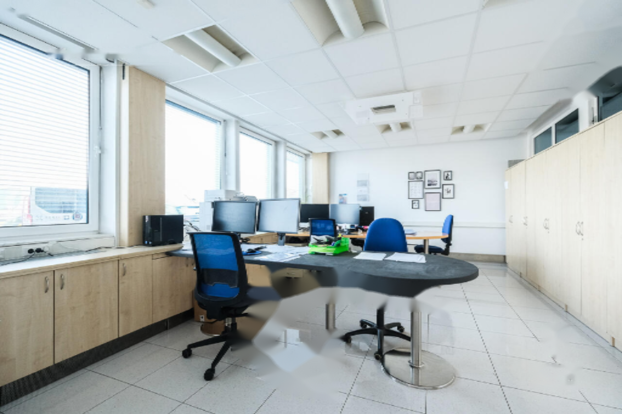 Büro in Ljubljana, Slowenien, 445 m² - Foto 1