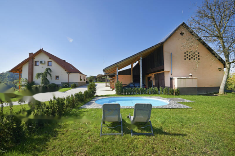 Farm in Kranj, Slovenia, 14 569 m² - picture 1