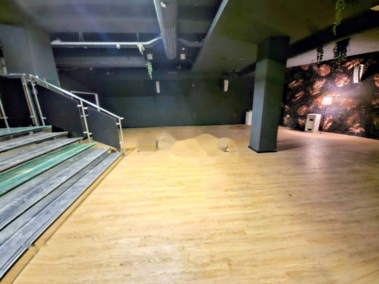 Oficina en Liubliana, Eslovenia, 580 m² - imagen 1