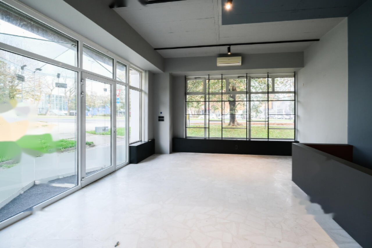 Ufficio a Lubiana, Slovenia, 75 m² - foto 1