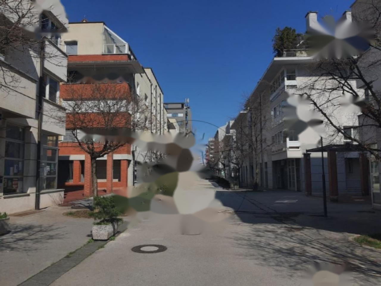 Oficina en Liubliana, Eslovenia, 94 m² - imagen 1