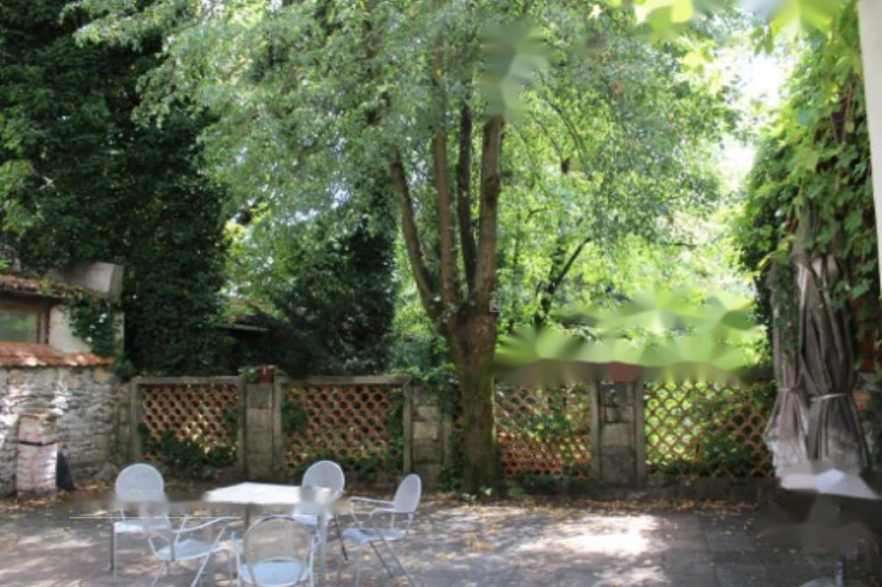 Oficina en Liubliana, Eslovenia, 360 m² - imagen 1