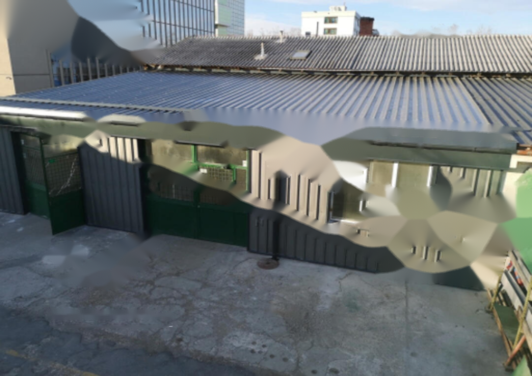 Oficina en Liubliana, Eslovenia, 125 m² - imagen 1