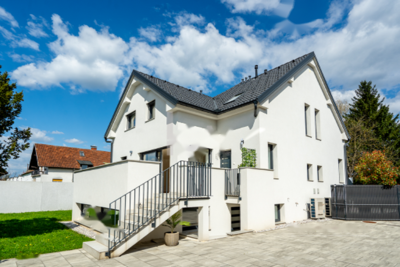House in Ljubljana, Slovenia, 188 m² - picture 1