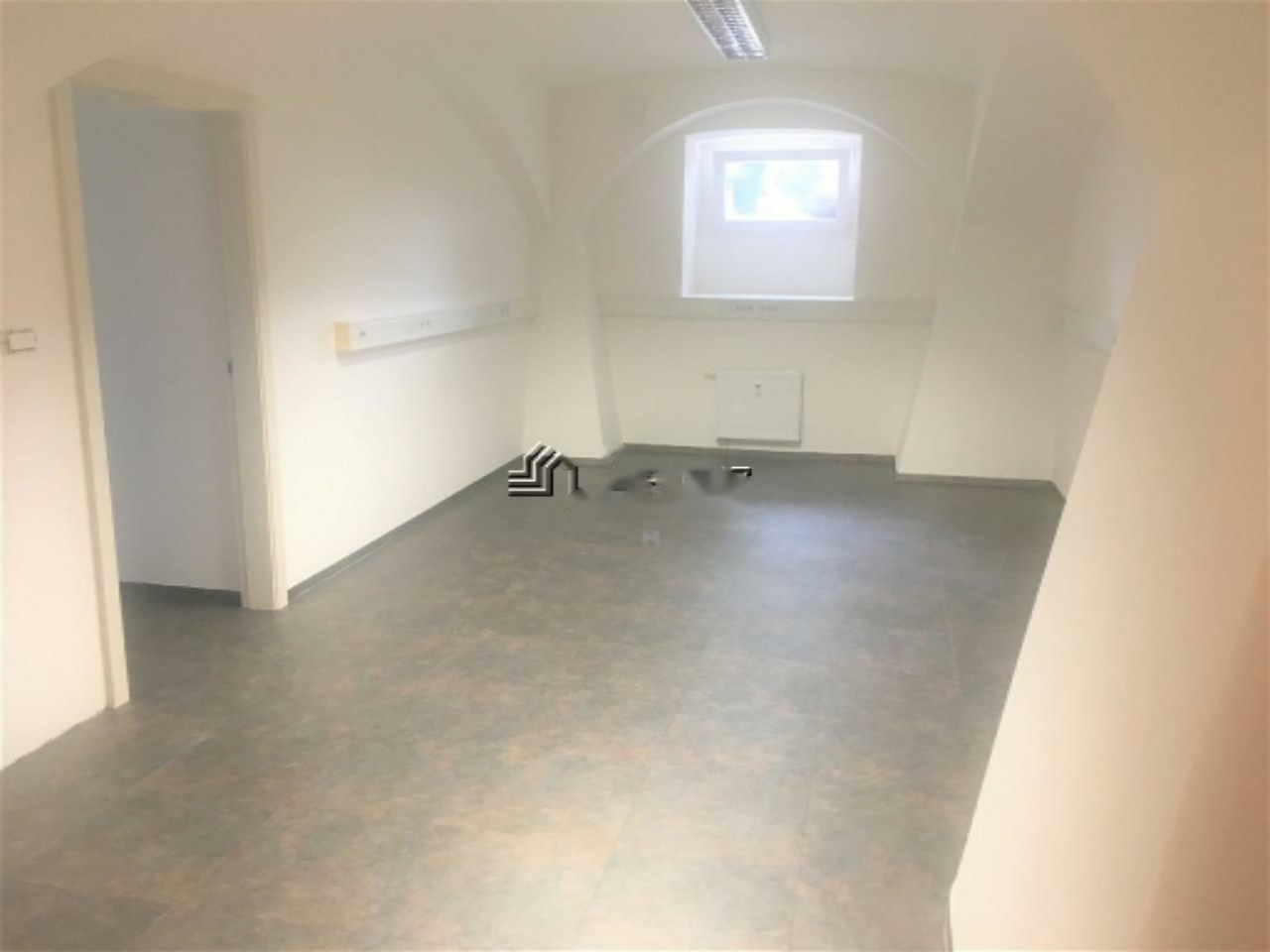 Office in Ljubljana, Slovenia, 67 m² - picture 1