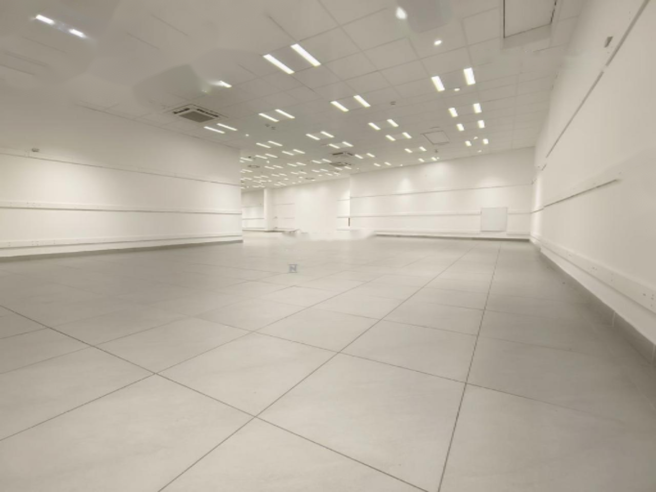 Ufficio a Lubiana, Slovenia, 458 m² - foto 3