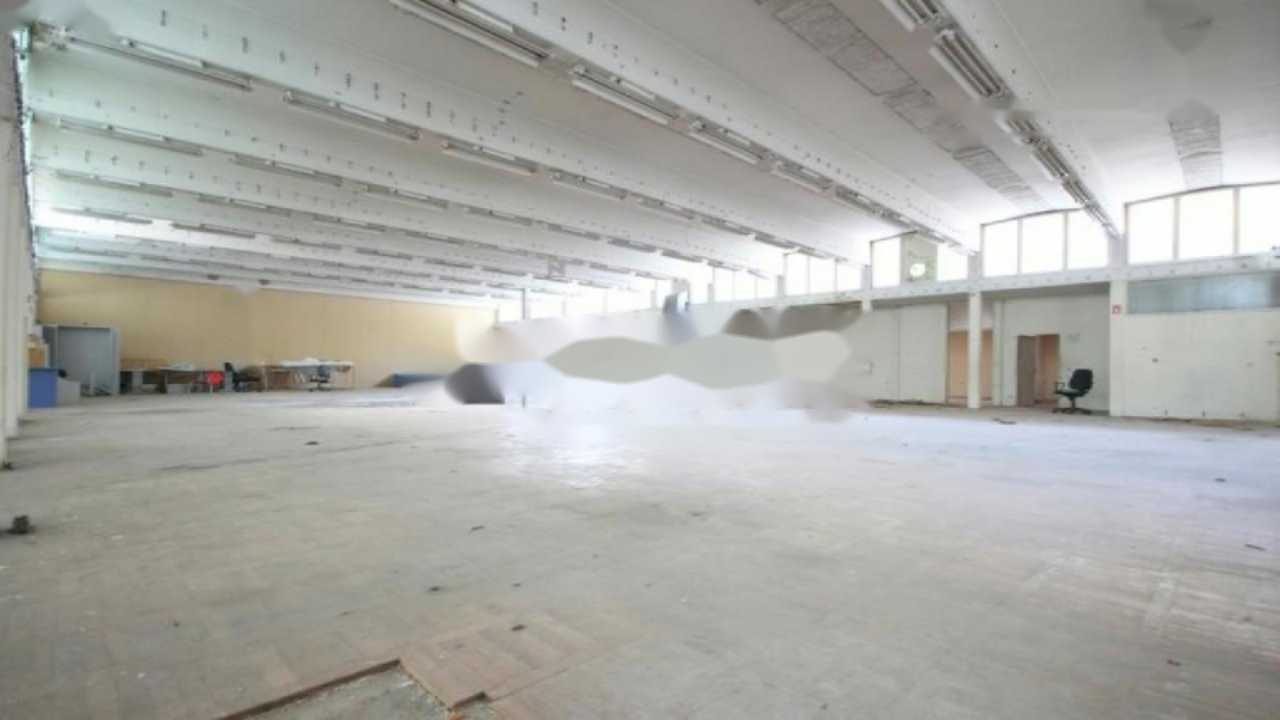 Office in Ljubljana, Slovenia, 1 633 m² - picture 4