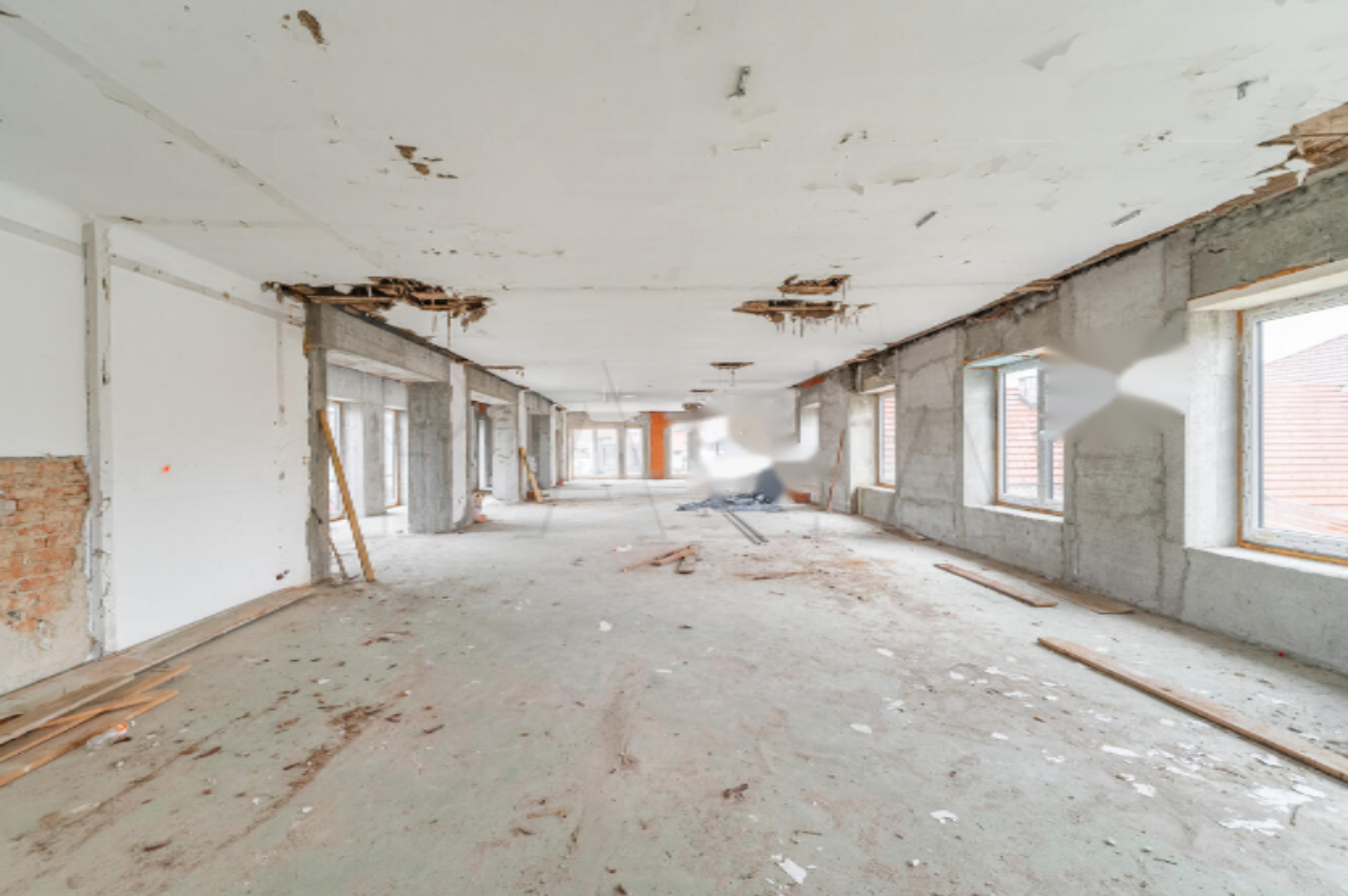 Office in Ljubljana, Slovenia, 1 045 m² - picture 9