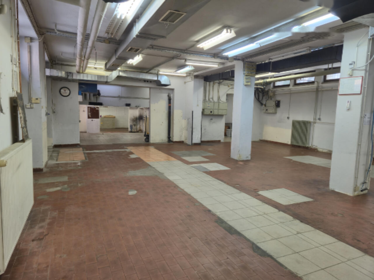 Ufficio a Lubiana, Slovenia, 484 m² - foto 9