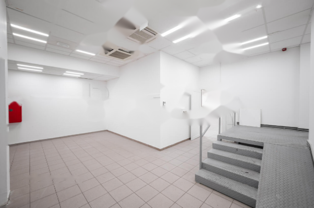 Office in Ljubljana, Slovenia, 458 m² - picture 10