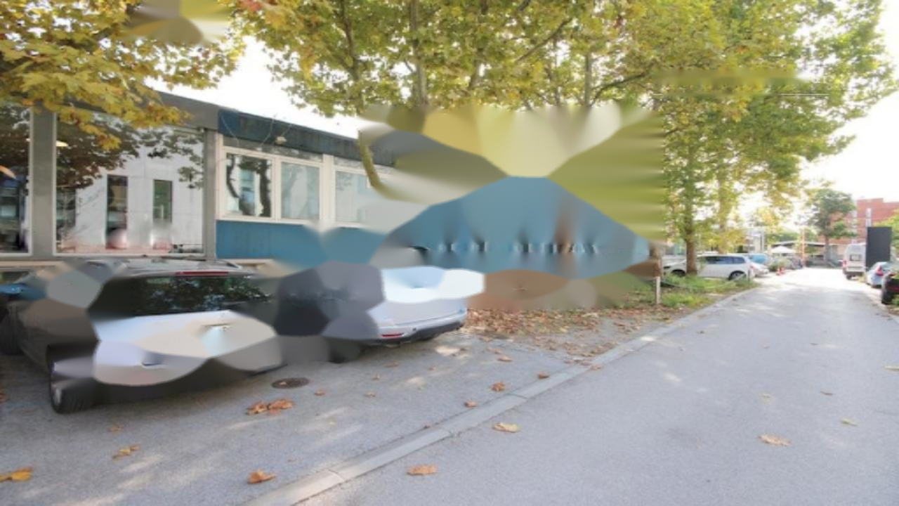 Office in Ljubljana, Slovenia, 1 633 m² - picture 11