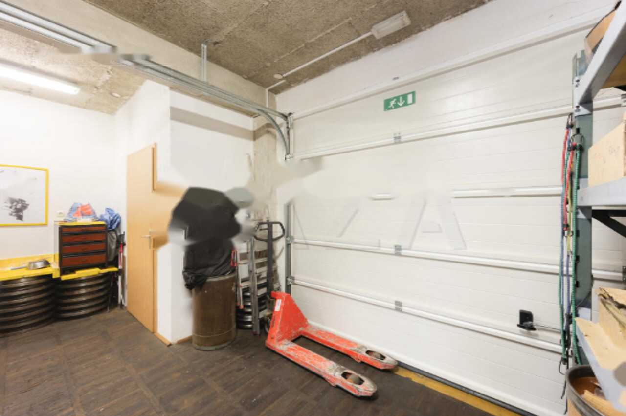 Office in Ljubljana, Slovenia, 106 m² - picture 12