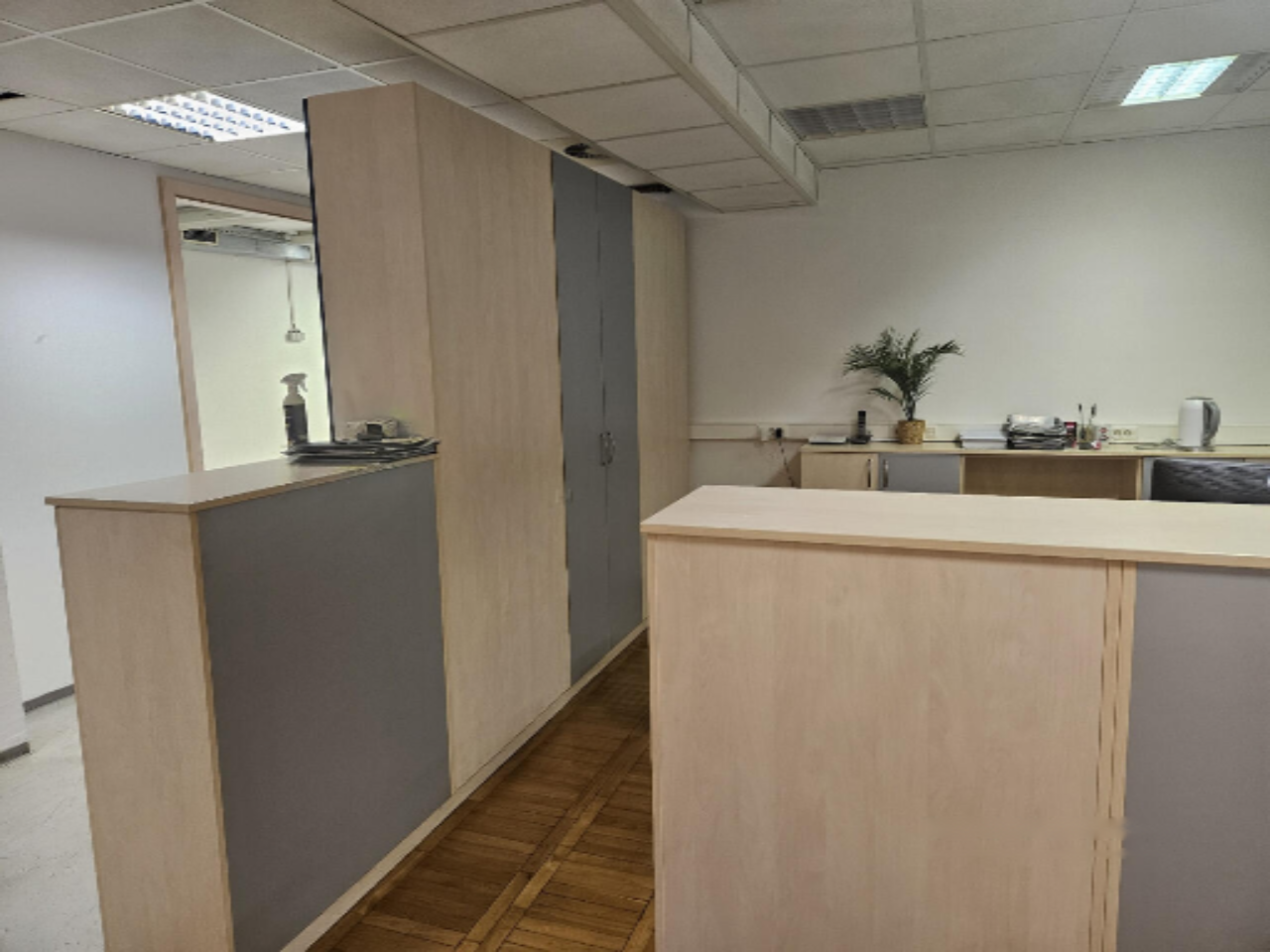 Oficina en Liubliana, Eslovenia, 109 m² - imagen 19