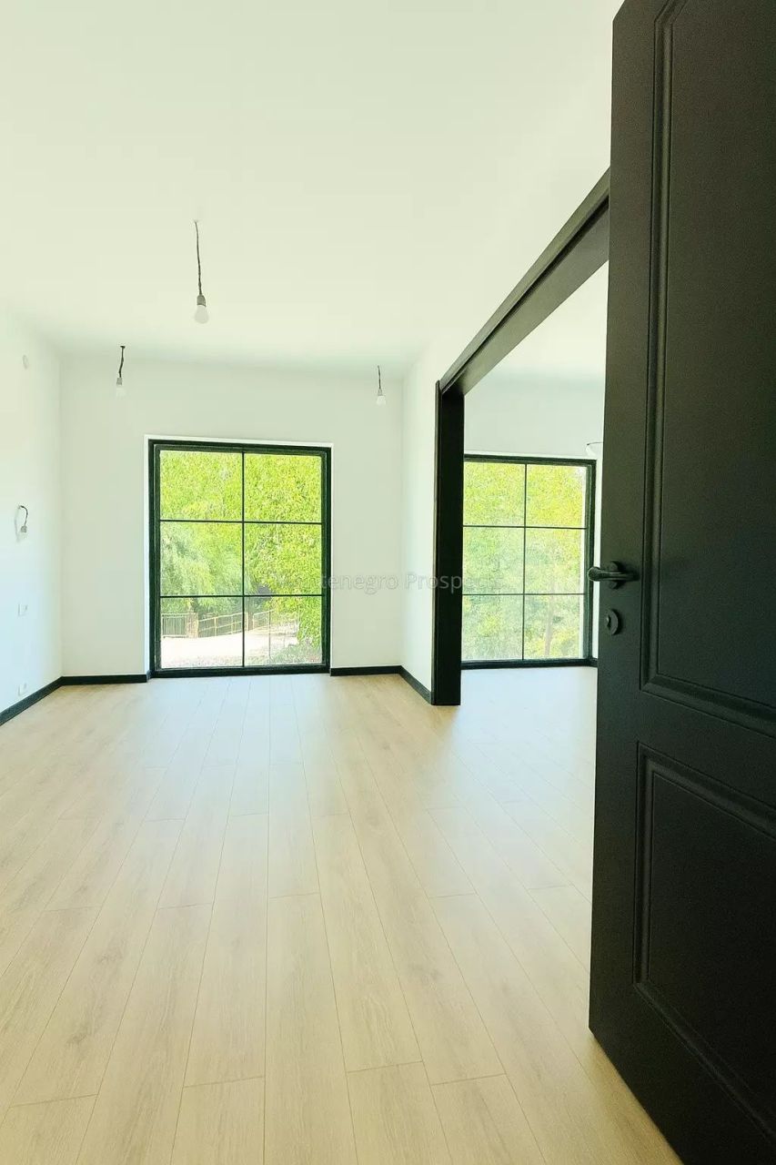 Appartamento a Herceg-Novi, Montenegro, 117 m² - foto 2