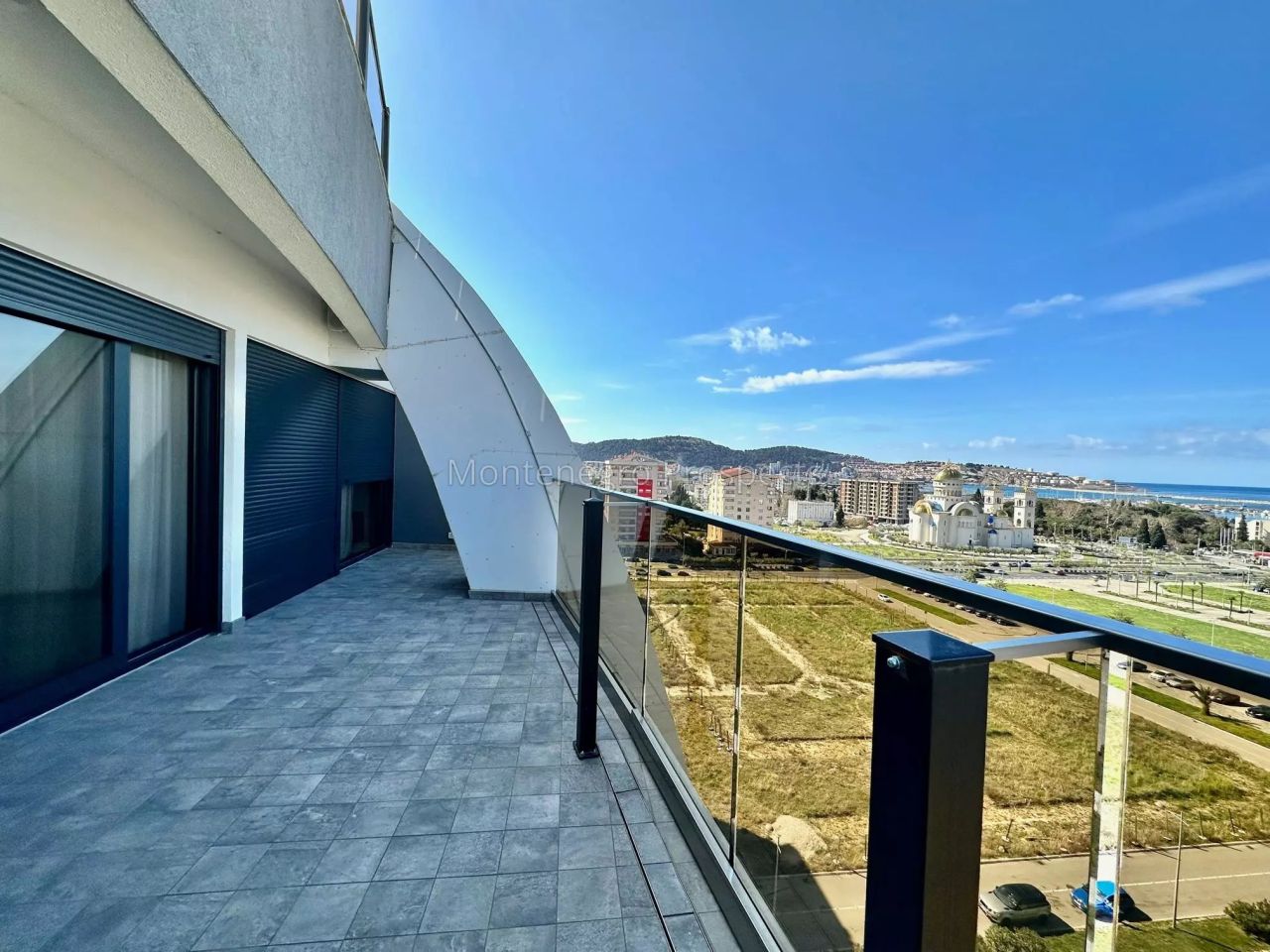 Penthouse in Bar, Montenegro, 237 m² - picture 2