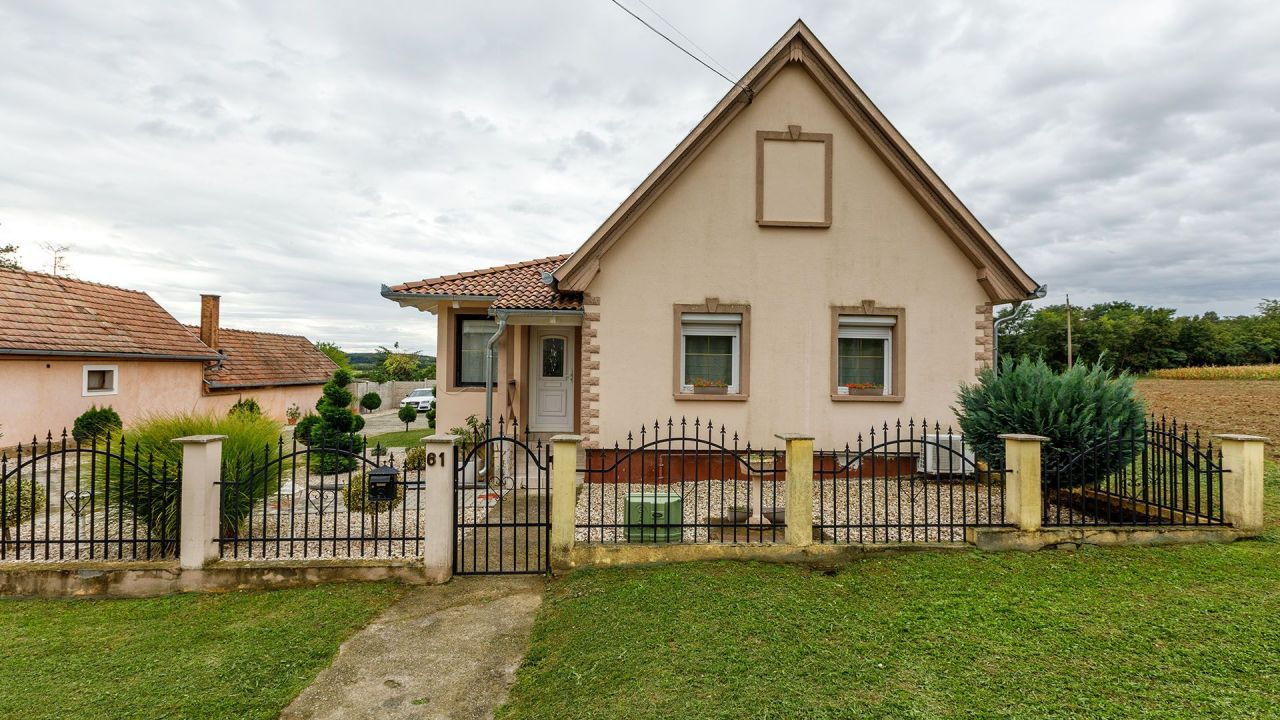 House in Heviz, Hungary, 120 m² - picture 2