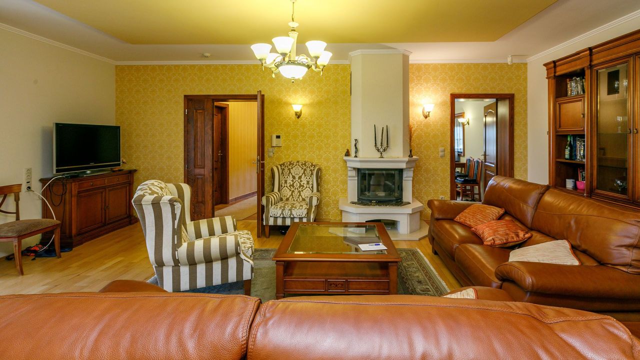 Villa in Gyenesdias, Hungary, 392 m² - picture 7