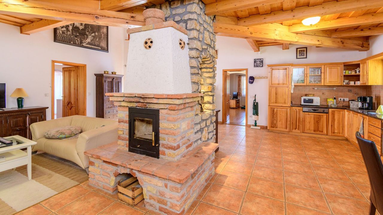 Maison à Gyenesdiás, Hongrie, 290 m² - image 5