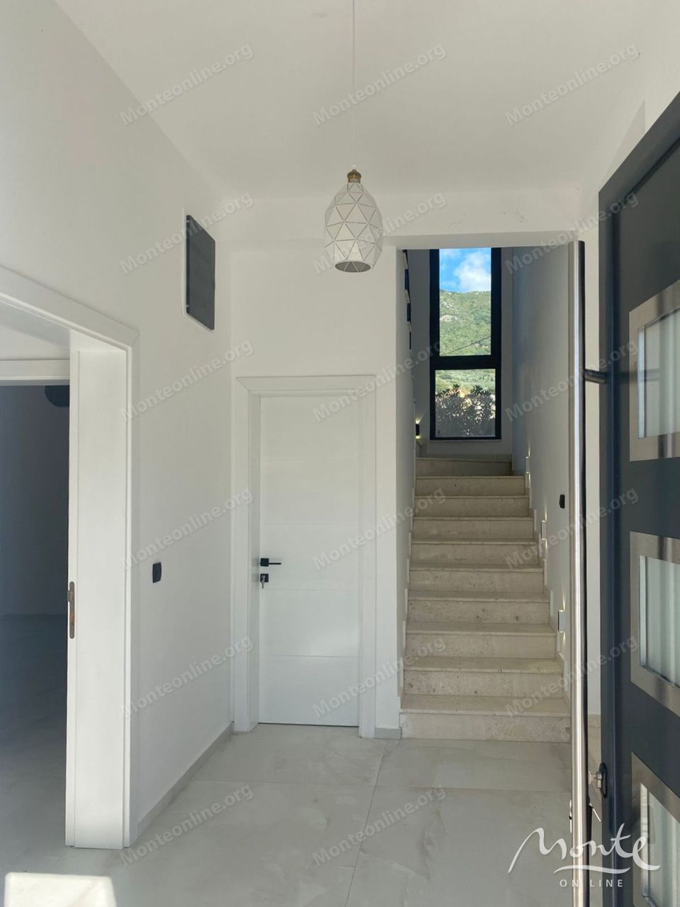 Villa in Bar, Montenegro, 385 m² - Foto 15