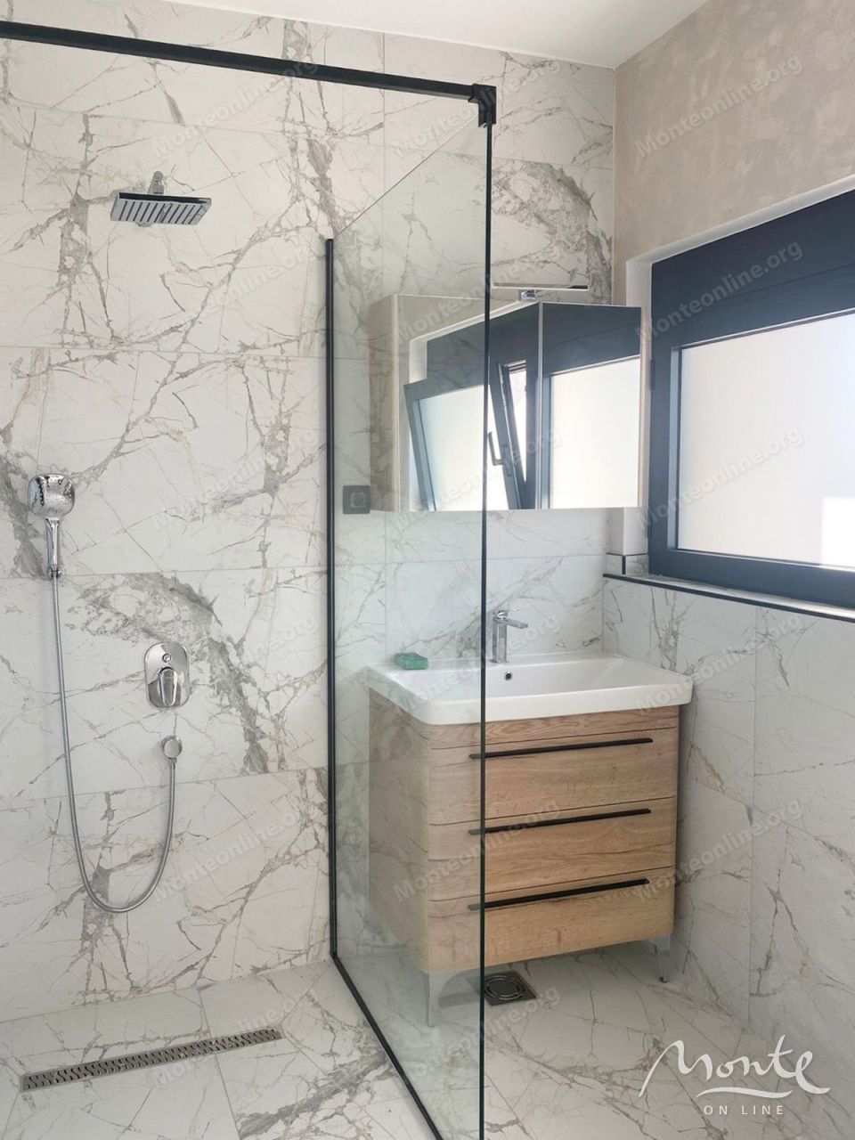 Villa in Bar, Montenegro, 385 m² - Foto 19