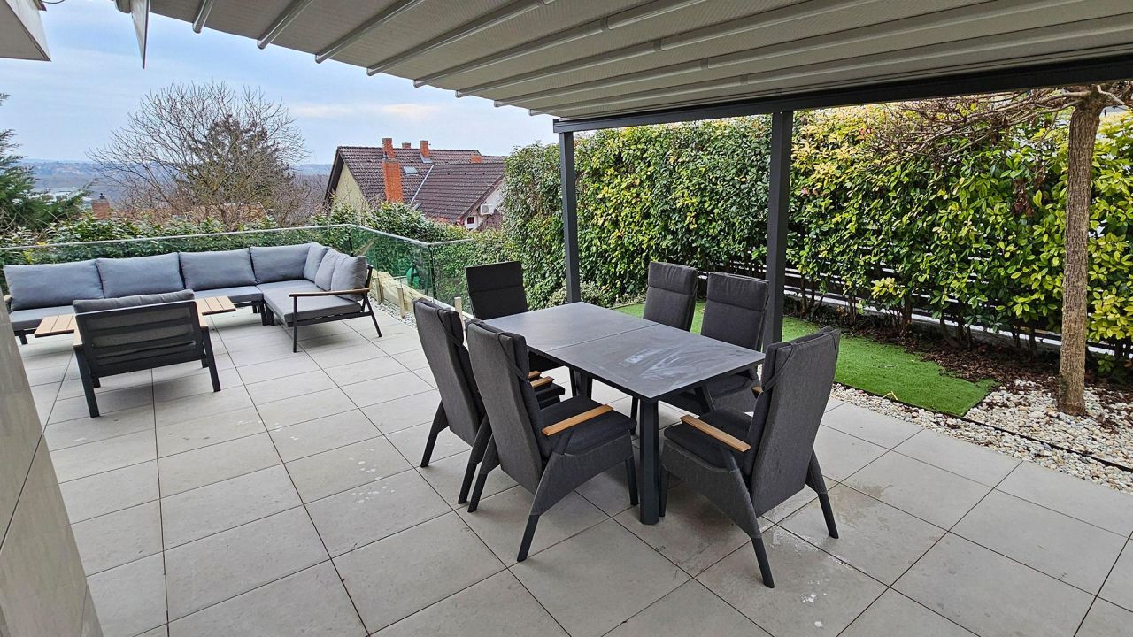 Maison à Hévíz, Hongrie, 239 m² - image 3