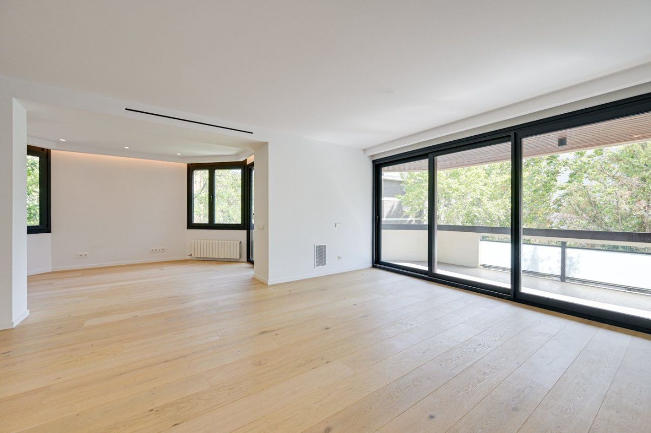 Appartamento a Barcellona, Spagna, 255 m² - foto 11