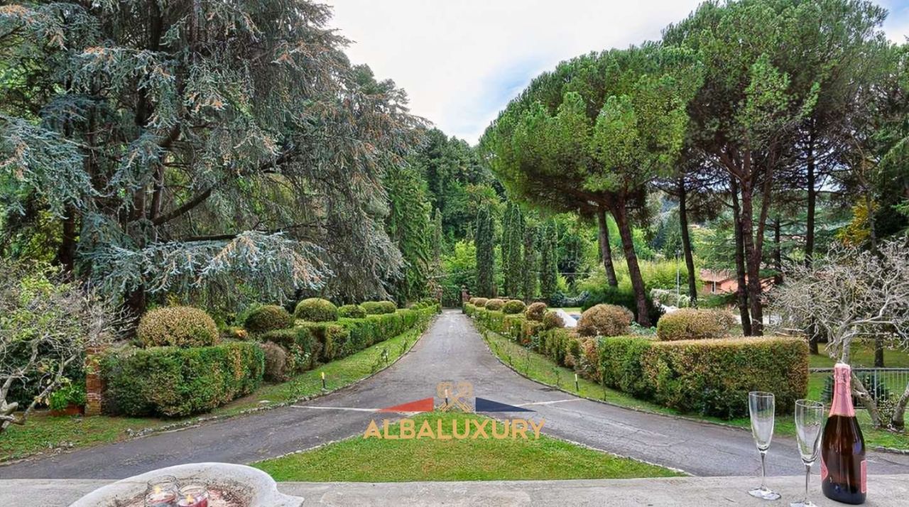 Villa in Camaiore, Italy, 1 800 m² - picture 6