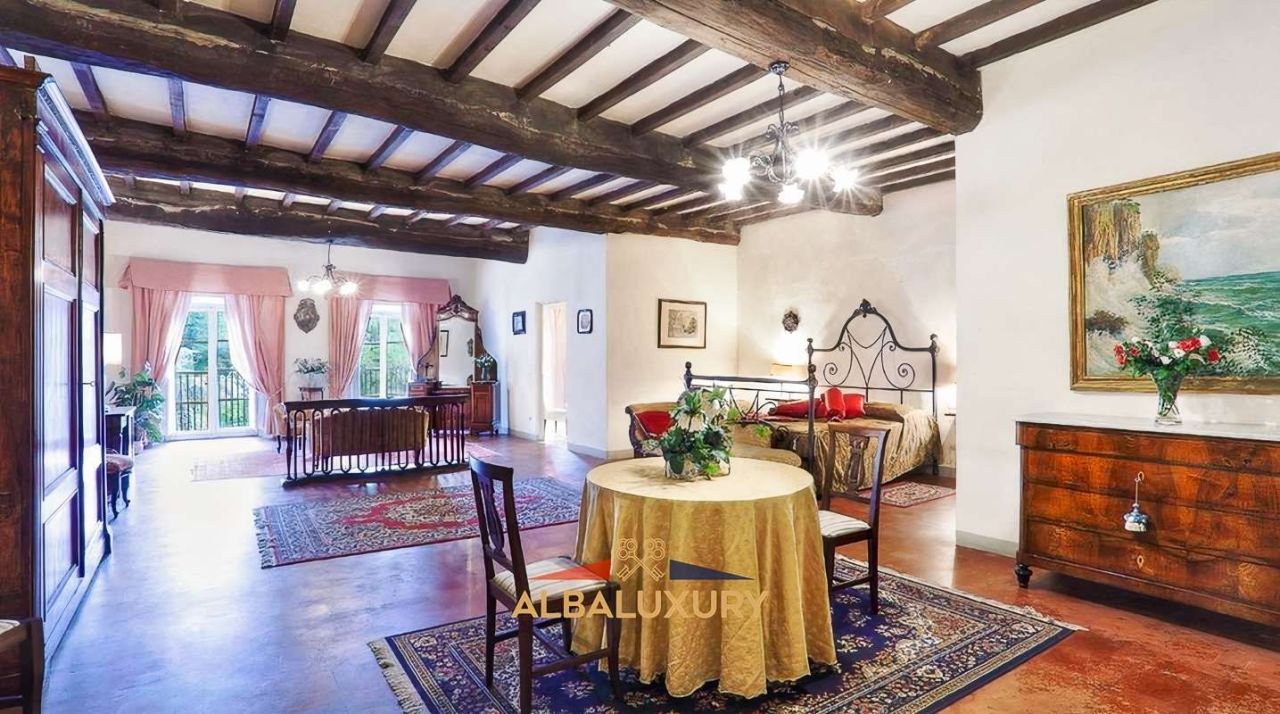 Villa in Camaiore, Italy, 1 800 m² - picture 14