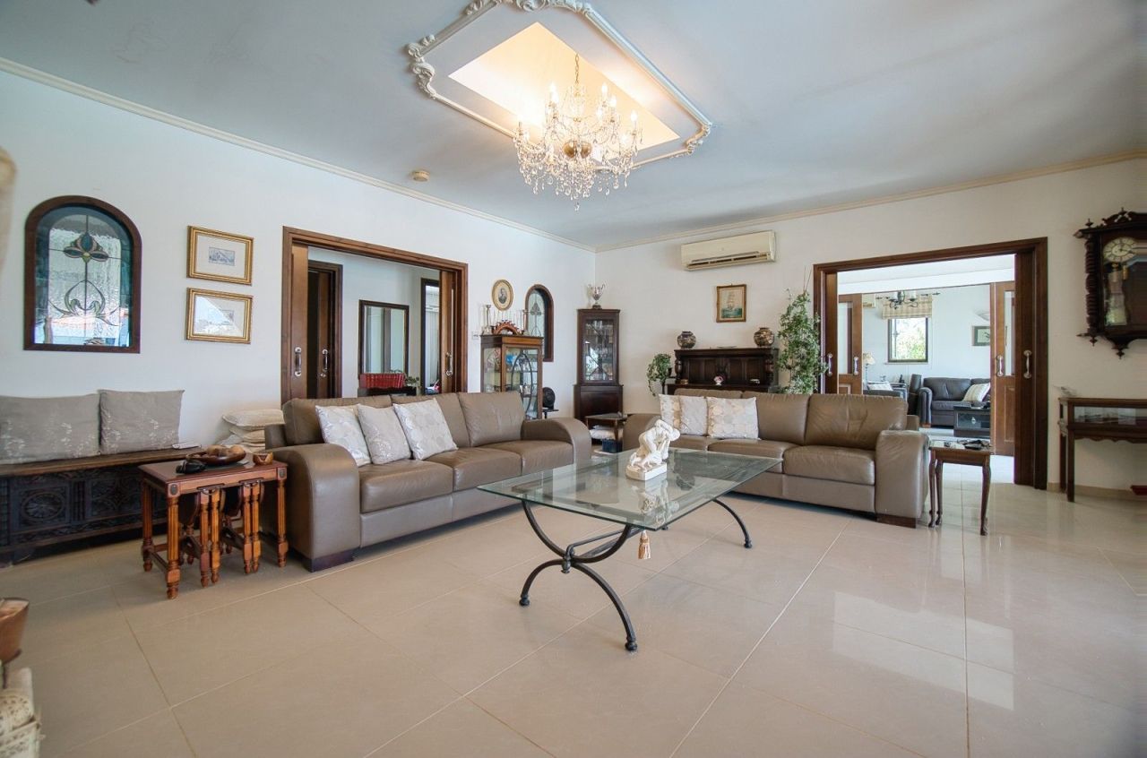 Bungalow in Paphos, Cyprus, 216 m² - picture 10