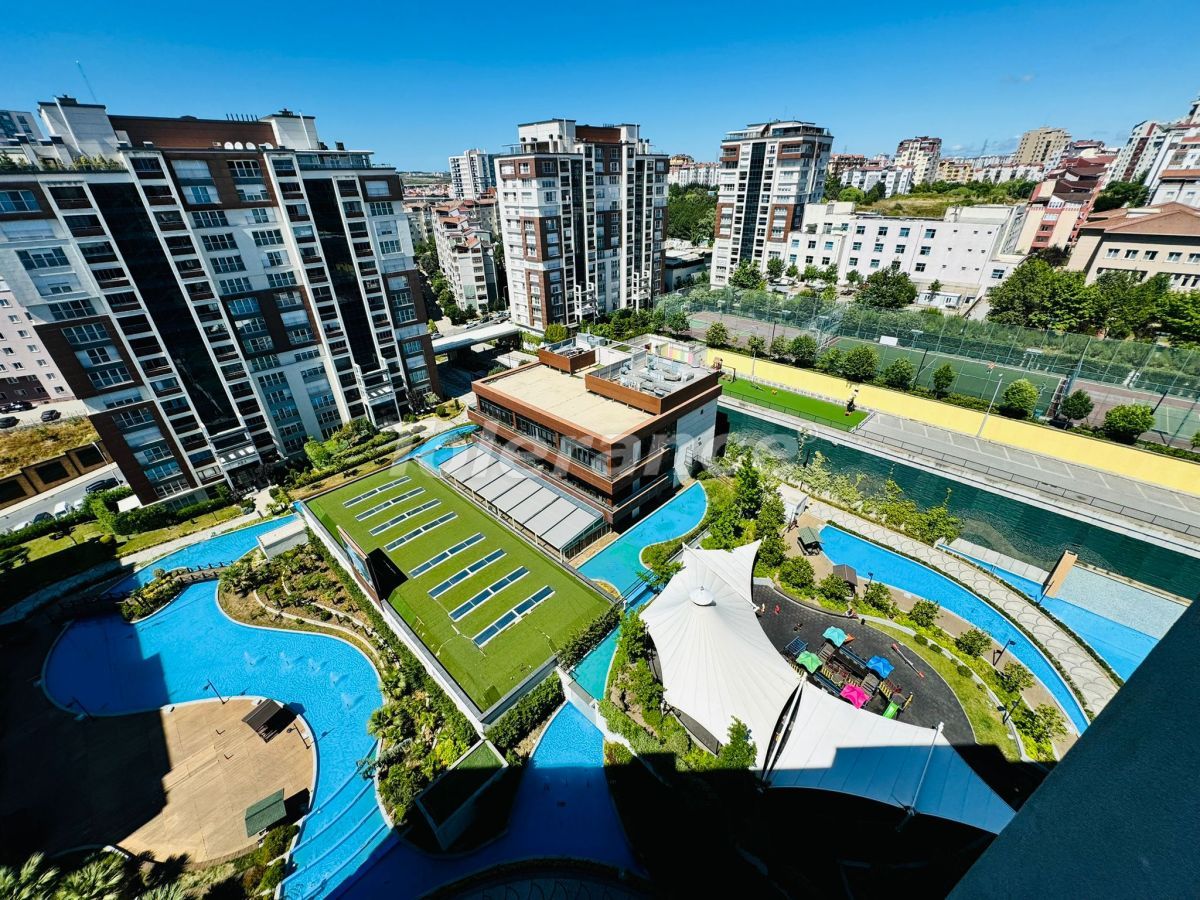 Apartamento en Başakşehir, Turquia, 180 m² - imagen 1