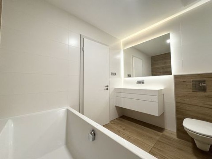 Flat in Budapest, Hungary, 72 m² - picture 7