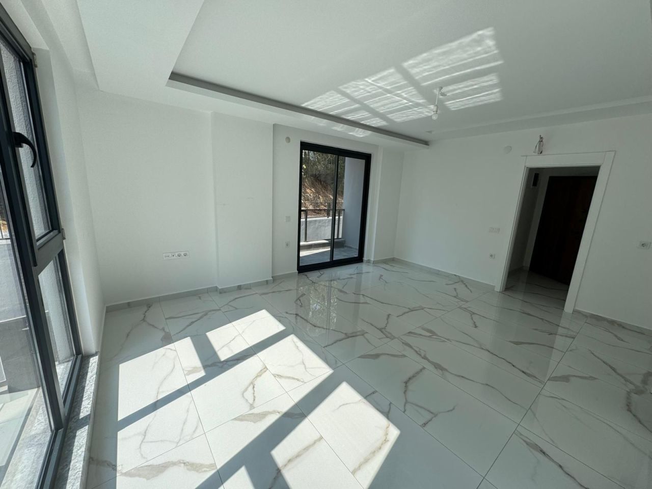 Flat in Alanya, Turkey, 55 m² - picture 2