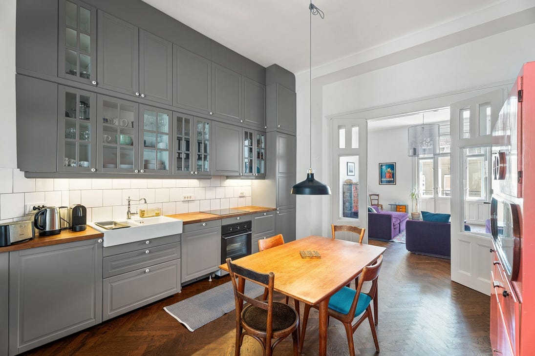 Flat in Budapest, Hungary, 112 m² - picture 1