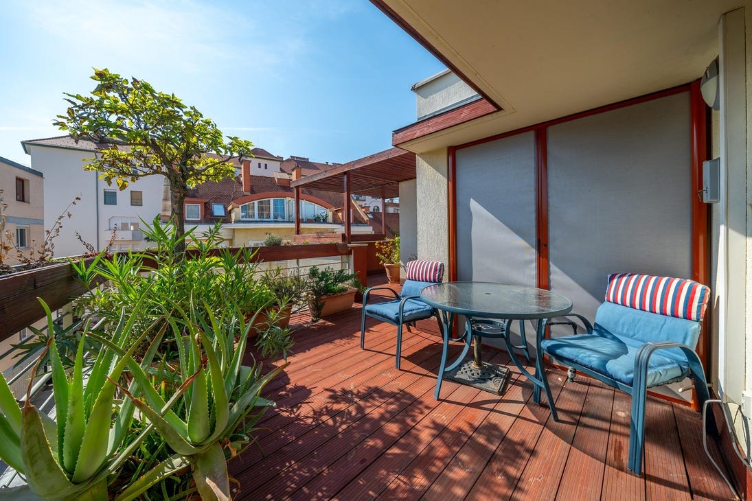 Flat in Budapest, Hungary, 149 m² - picture 6