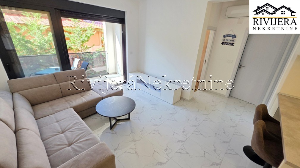 Wohnung in Herceg-Novi, Montenegro, 52 m² - Foto 1