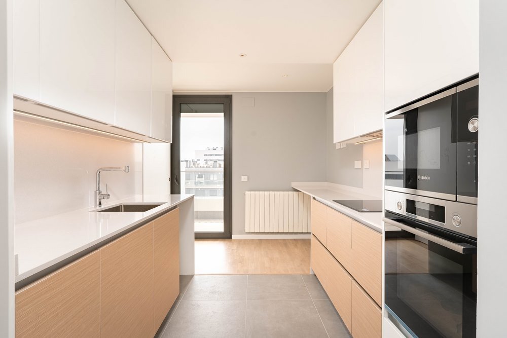 Flat in Barcelona, Spain, 96 m² - picture 9