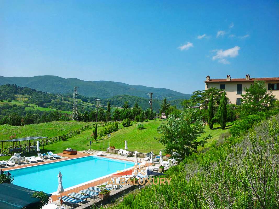Apartamento Loc. Rimaggio, Italia, 1 200 m² - imagen 1