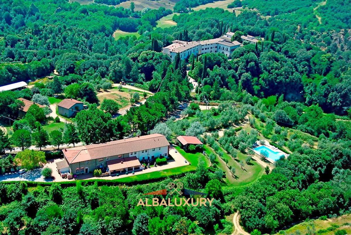 Apartment in Terranuova Bracciolini, Italien, 25 000 m² - Foto 1