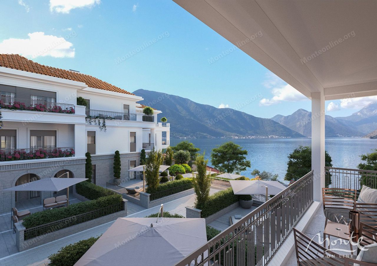 Apartment in Dobrota, Montenegro, 52.72 m² - picture 14