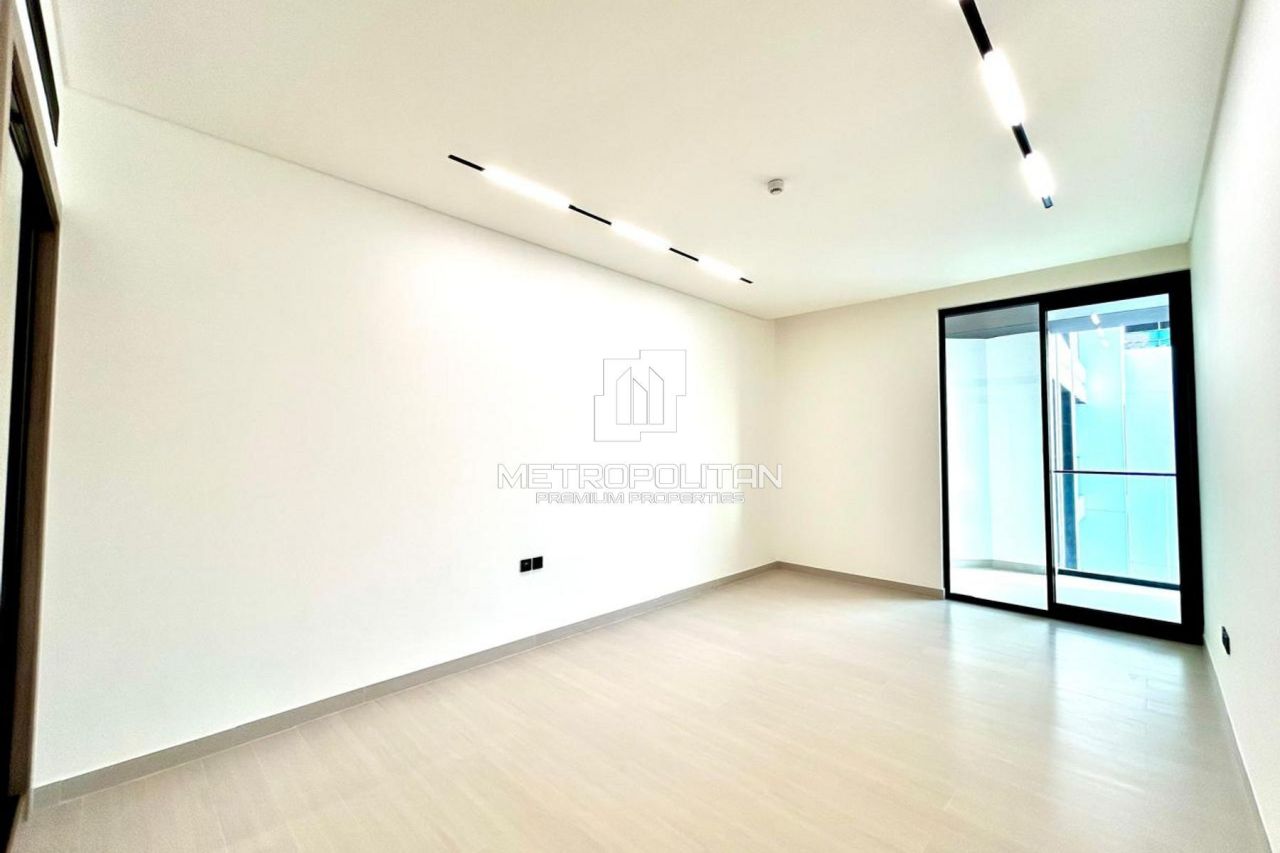 Apartment in Dubai, UAE, 46 m² - picture 3